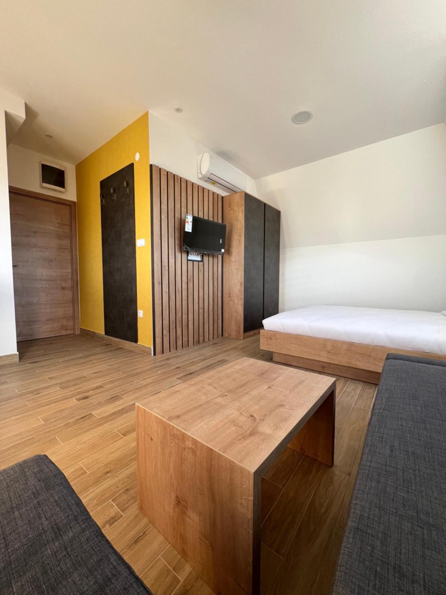 Zlatni Odmor Aparthotel Zlatibor Kültér fotó